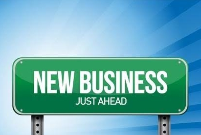 Douglas Pitassi reviewing the top tips for launching a new business